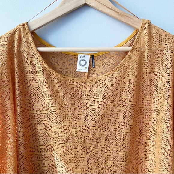 Anthro Akemi + Kin Bratton Yellow Gold Lace Top L - Picture 4 of 14